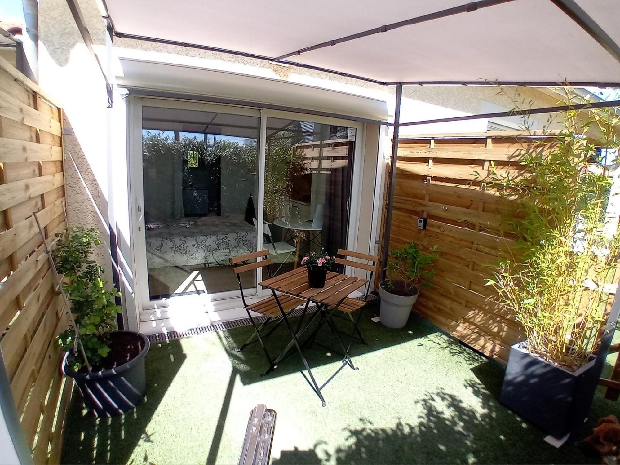 Appart'Hotel Le Clos Lassagne A Brignais - Lyon Sud Екстериор снимка