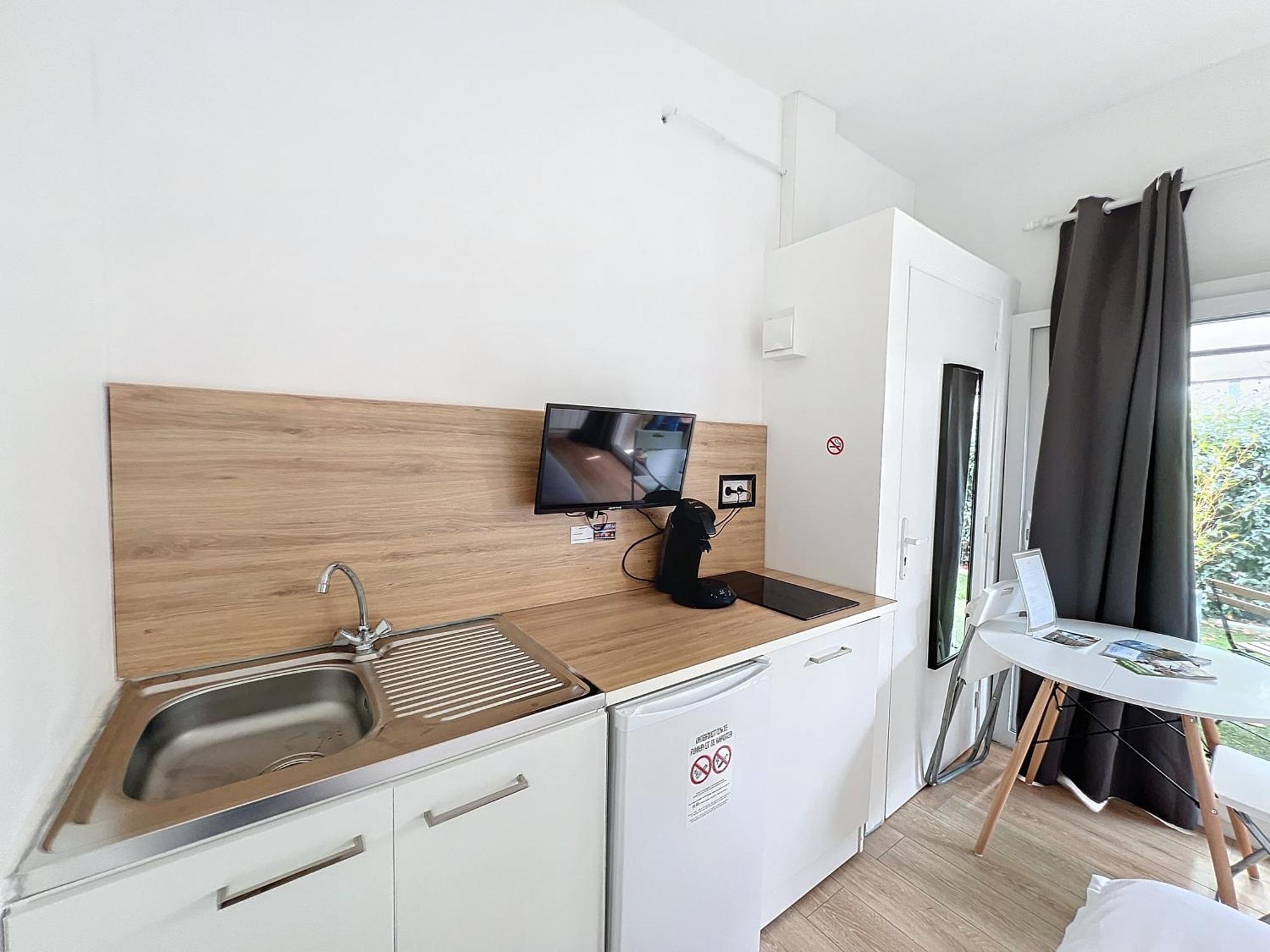 Appart'Hotel Le Clos Lassagne A Brignais - Lyon Sud Екстериор снимка